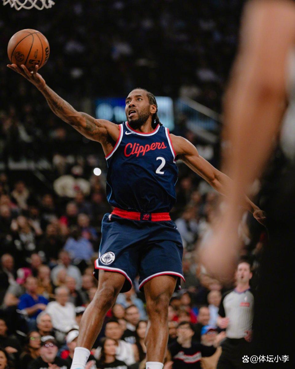 开云平台-众人划桨开大船原唱歌谱