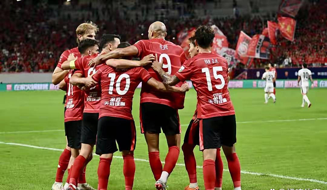 开云登录-关于赛地聚焦:亚冠加时末段热度飙升,上海申花战术微调,态度坚定,身体对抗强度拉满的信息