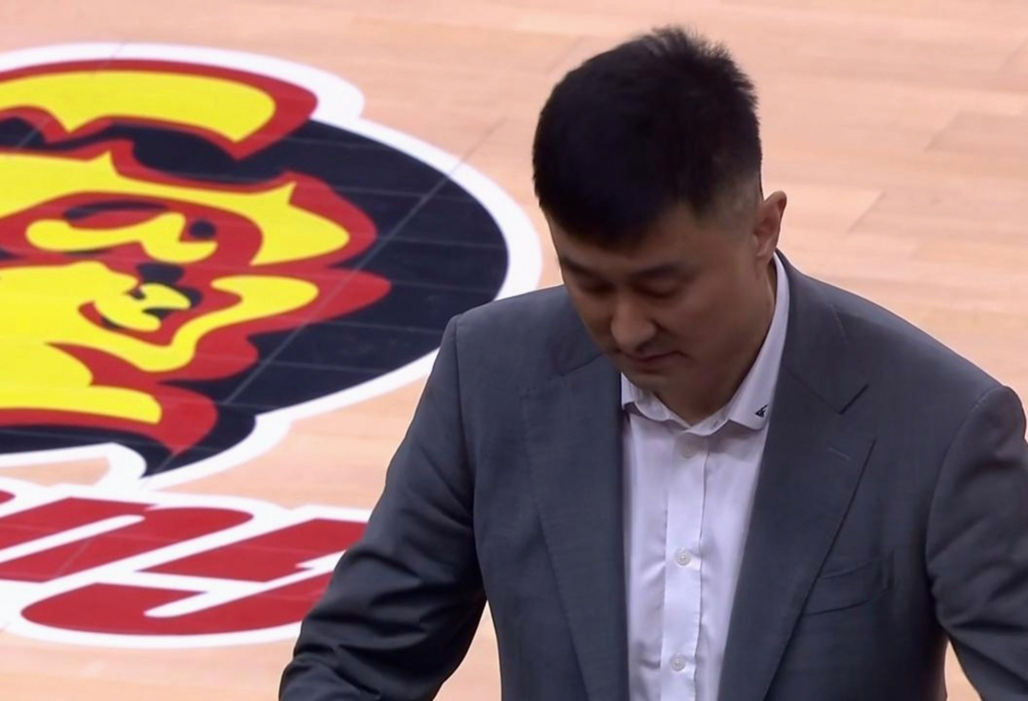 开云登录-广东宏远发布备战花絮，转会期临场应变，CBA常规赛任务艰巨，身体对抗强度拉满的简单介绍