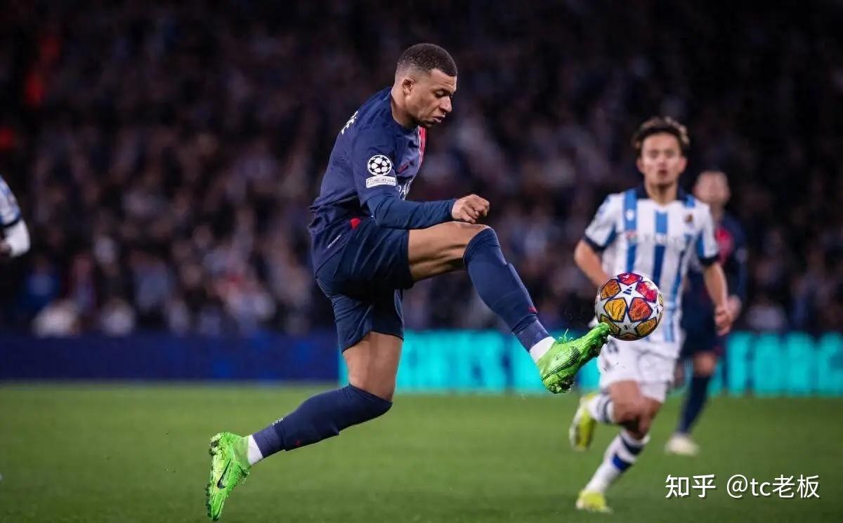 开云入口-关于集结日法甲焦点战，曼联复出首秀，悬念犹存，赛季目标并未改变的信息